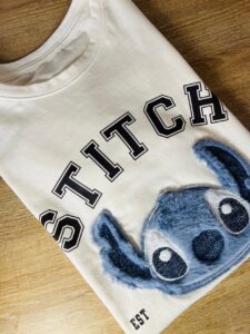 Camiseta Aplique Bordado Stitch